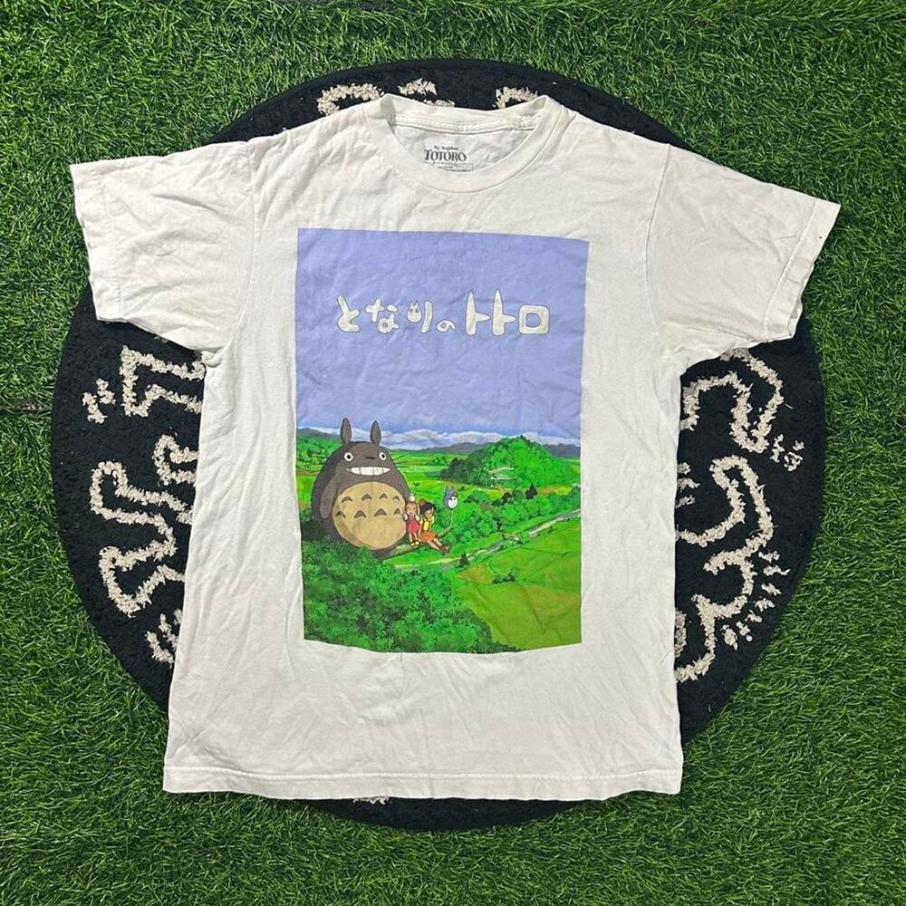 White Studio Ghibli My Neighbor Totoro Graphic T-shirt - M; 19x26 (Width/Length)